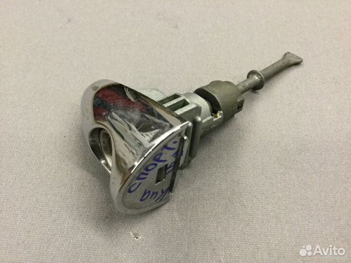 Вставка замка двери Kia Sportage 2010-2015