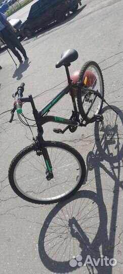 Продам велосипед 26 размер почтей новый