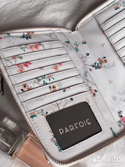 Новый кошелек женский белый Parfois Италия