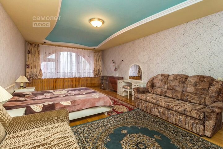 3-к. квартира, 159,3 м², 5/6 эт.