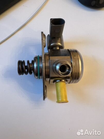 Тнвд новый ориг A2740700501 Мерседес 2.0 бензин