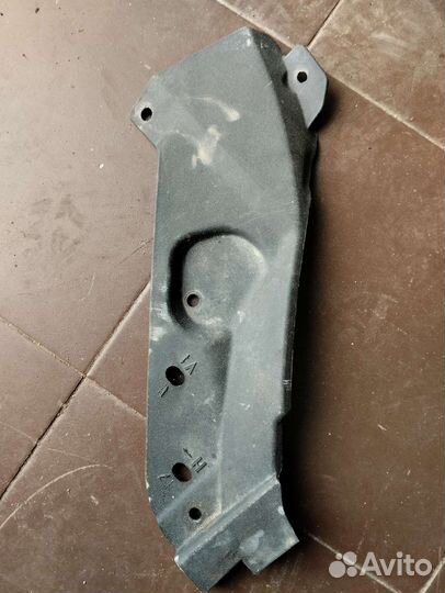 Кожух фары правый ваз-2170 LADA Priora