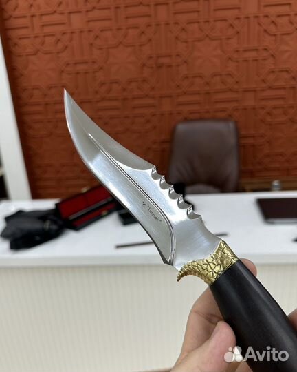 Нож хищник