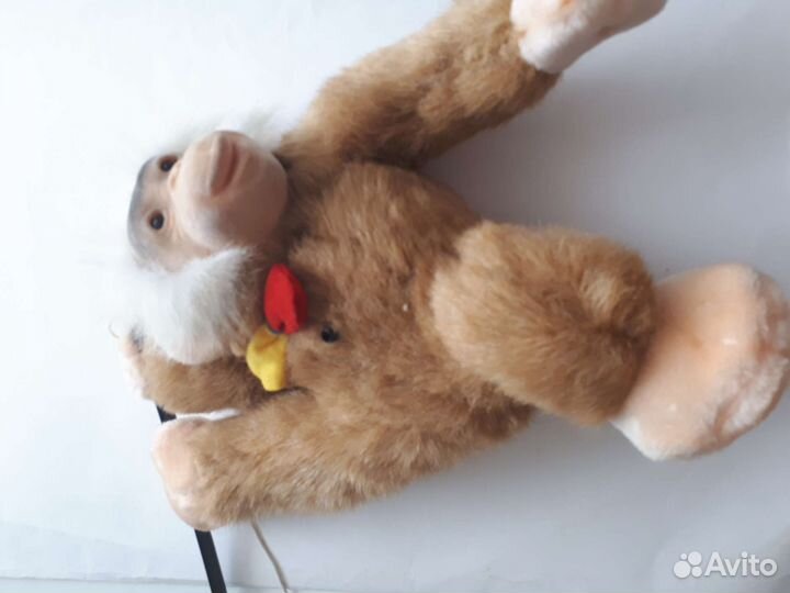 Обезьяна говорящая с датчиком движения