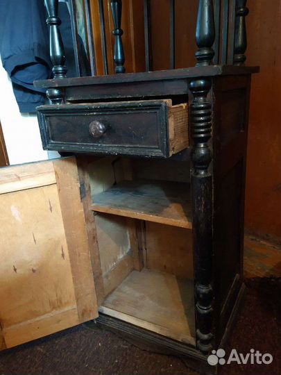Этажерка старинная, винтаж
