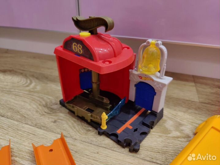Гоночный трек hot wheels