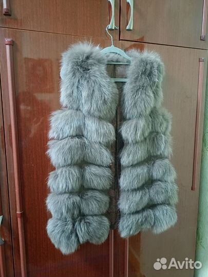 Жилетка женская