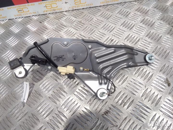 Моторчик заднего стеклоочистителя (дворника) Mazda