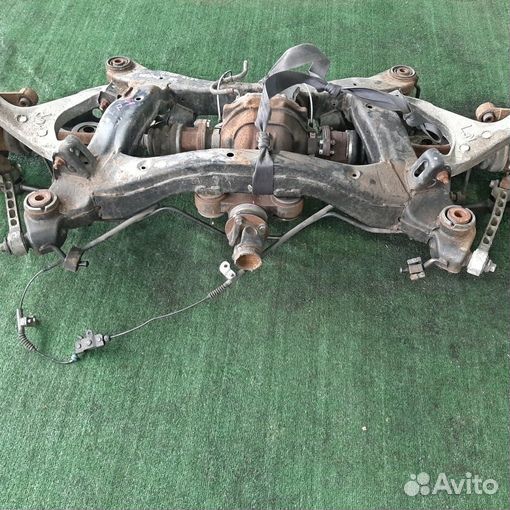 Балка nissan gloria HY34 vq30dd