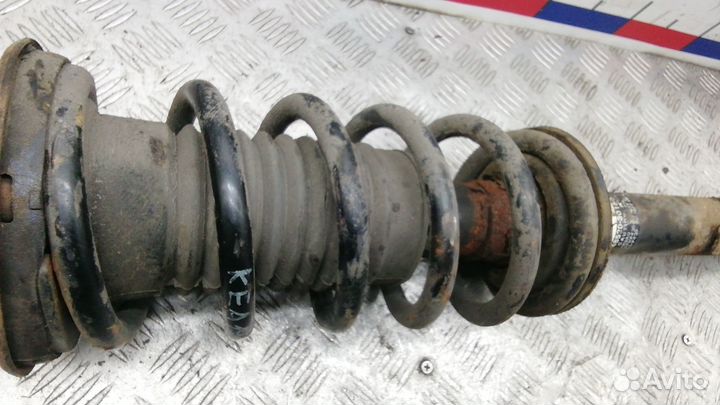 Стойка передняя Lexus GS 3 поколение (2004-2012)