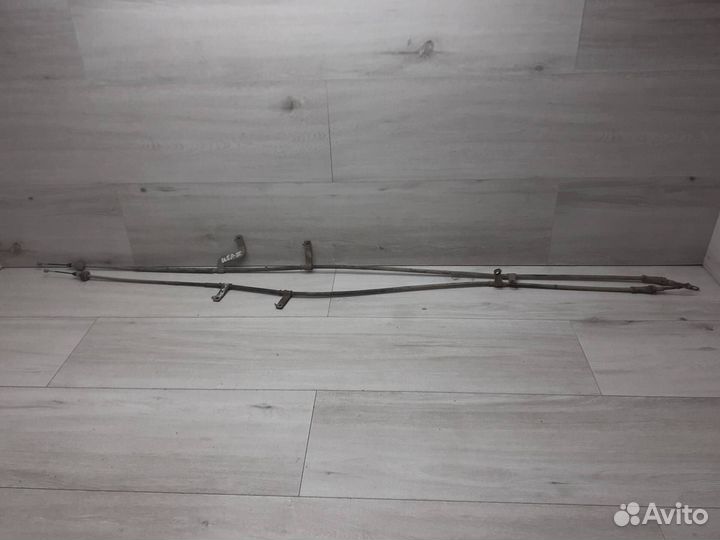 Трос ручного тормоза Kia Cerato 3 правый