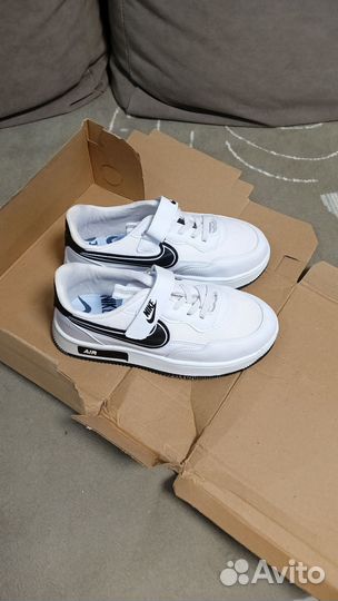 Кроссовки nike детские новые