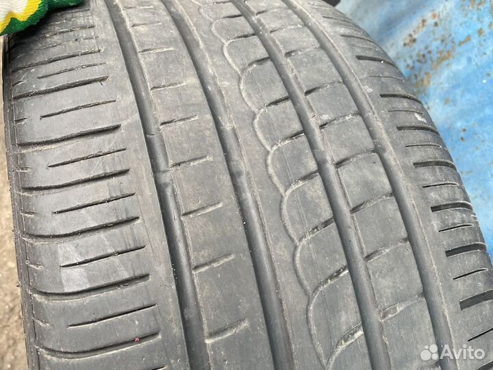 Pirelli P Zero Rosso 275/35 R20