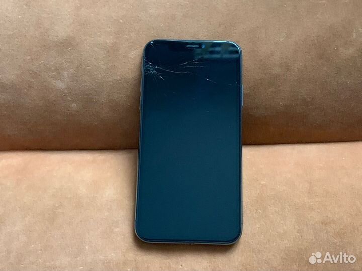 iPhone X, 64 ГБ