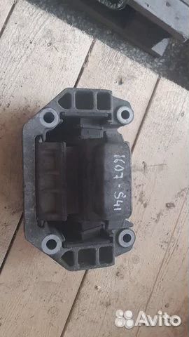 Подушка кпп - Виброизолятор