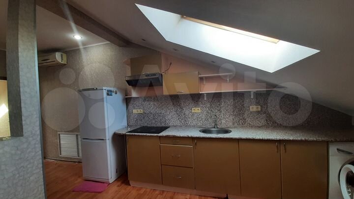 2-к. квартира, 45 м², 10/10 эт.