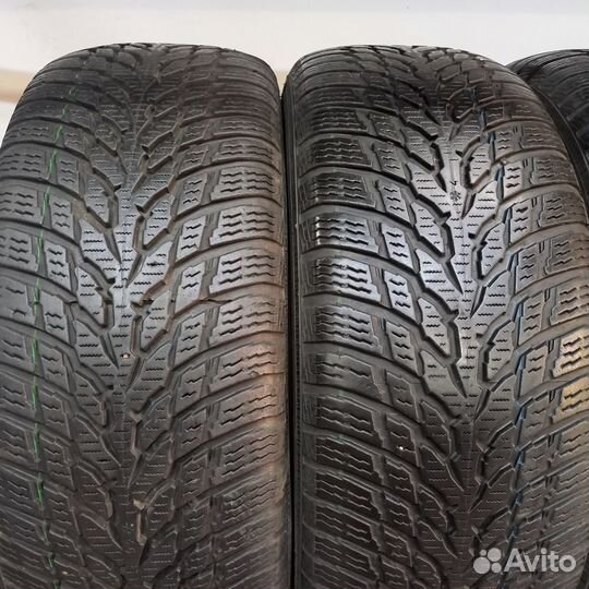 Nokian Tyres WR Snowproof 215/55 R17