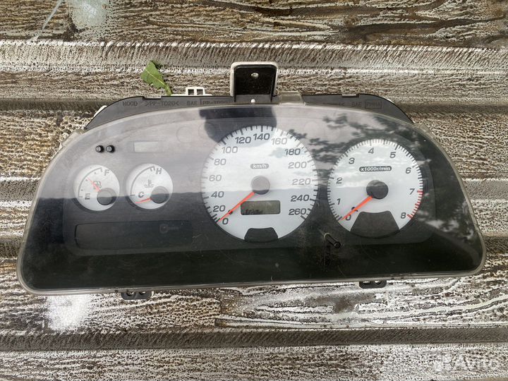 Приборная панель Subaru Impreza