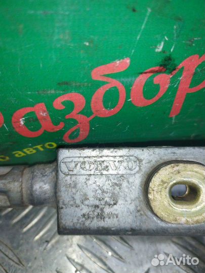 Трапеция дворников Volvo S80 седан 2009