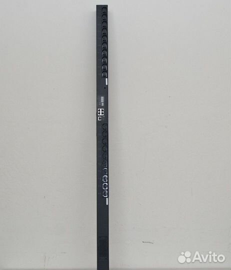 Avocent PM-3000 Rack PDU (Power Distribution Unit)