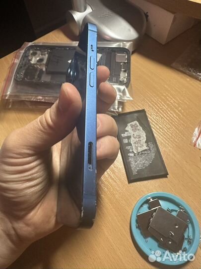 Корпус iPhone 13 синий, сост 6/10