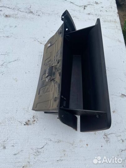 Бардачок Kia Sportage 3