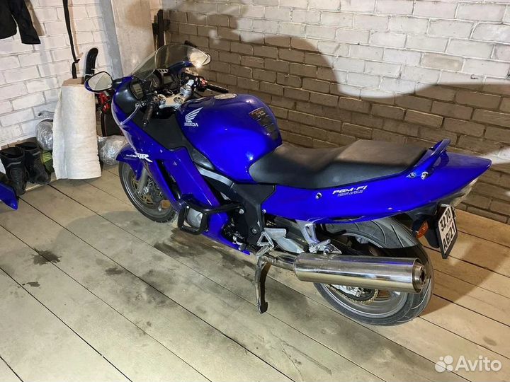 Honda CBR 1100 XX Blackbird