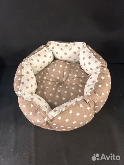 Лежанки для собак