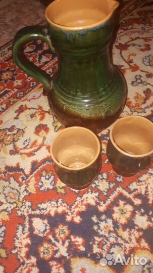 Глиняный кувшин для вина с бокалами СССР