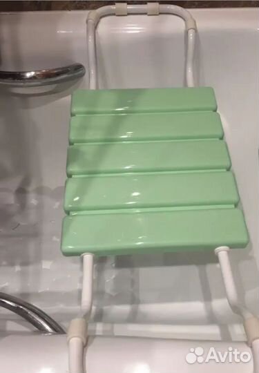 Сиденье в ванную