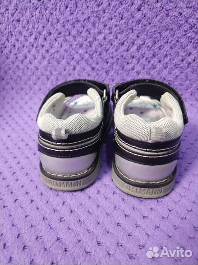 Сандалии детские для мальчиков 24