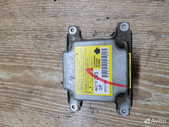 Mitsubishi Galant 8 блок airbeg