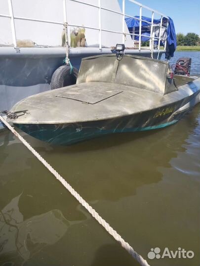 Моторная лодка