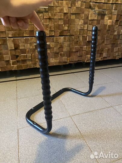 Кронштейн для двух велосипедов на стену Btwin