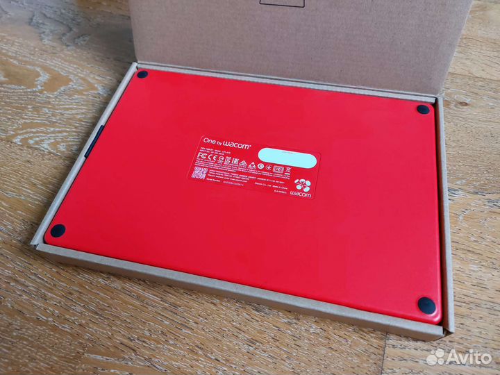 Графический планшет Wacom One Medium CTL-672