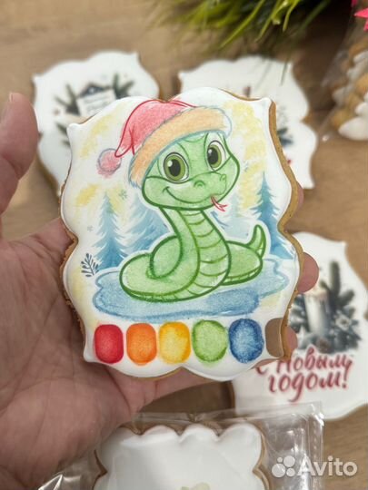 Пряник- раскраска на Новый год, подарок ребенку