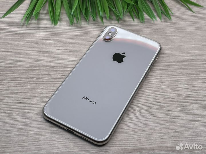 iPhone X 64GB Silver