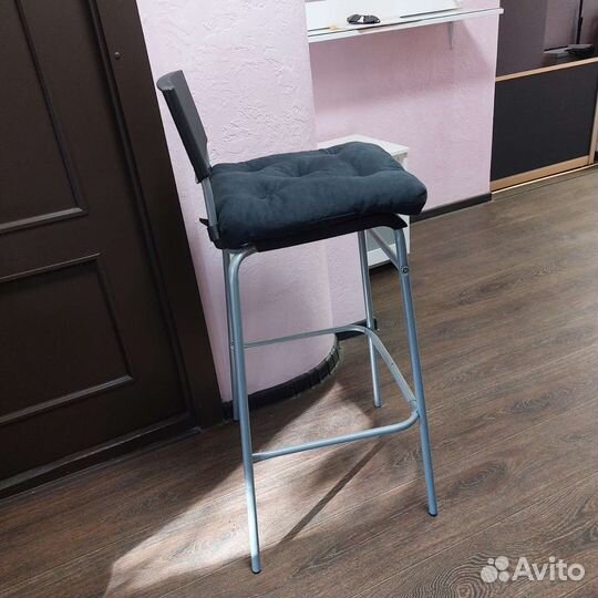 Стул для визажиста бровиста