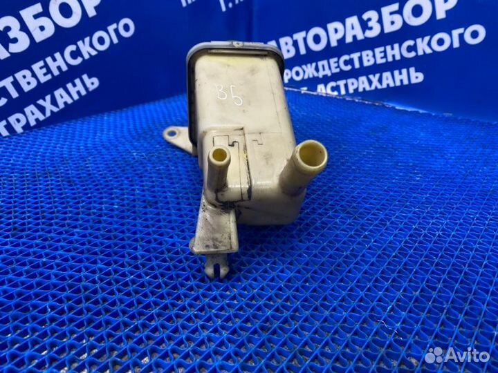 Бачок гидроусилителя Volkswagen Passat B5