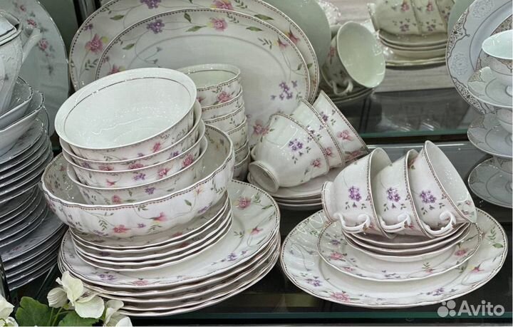 Чайно столовый сервиз на 6 персон
