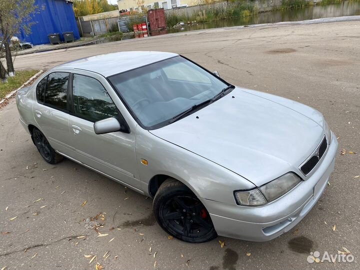 Nissan Primera 1.8 AT, 1996, 200 000 км