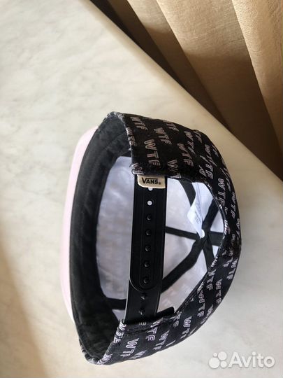 Кепка бейсболка Vans