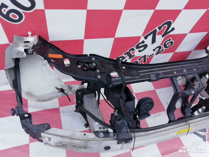 Рамка радиаторов телевизор Мерседес W211