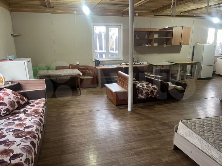 Дом 400 м² на участке 20 сот.