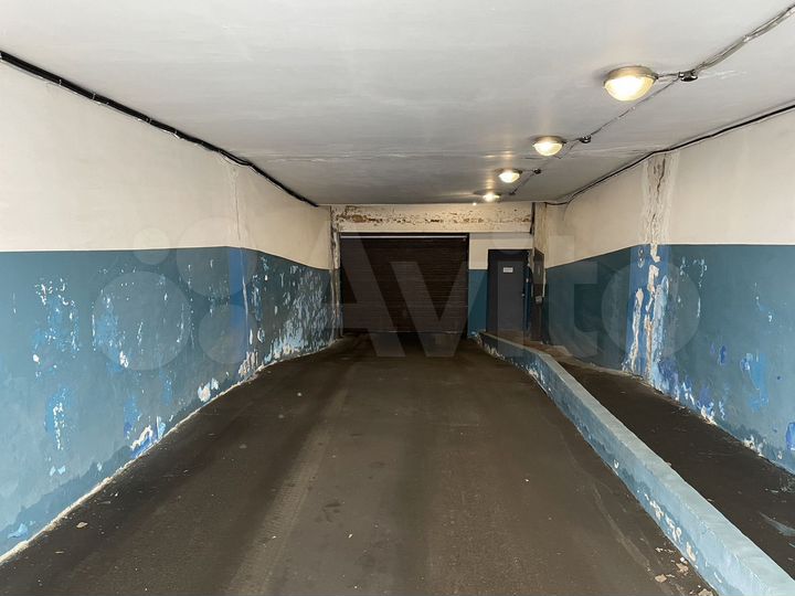 Машиноместо, 16 м²