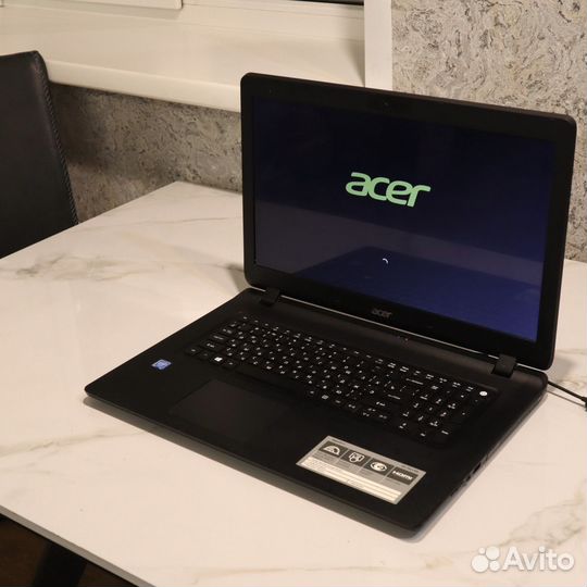 Acer aspire ES 17