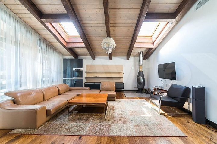 3-к. квартира, 142 м², 3/4 эт.