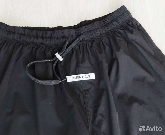 Essentials шорты с 48 по 52 размеры