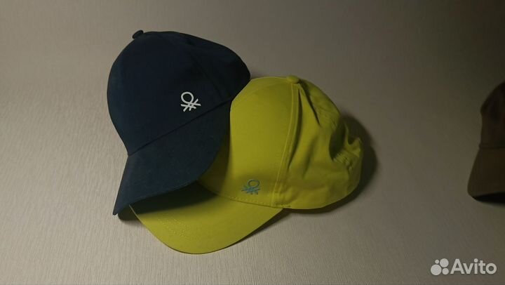 Кепки Benetton