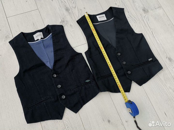 Жилетки школьные 3 штуки на рост 128 см